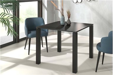 Colección de mesas Sky. Impresión elegante y desprendida