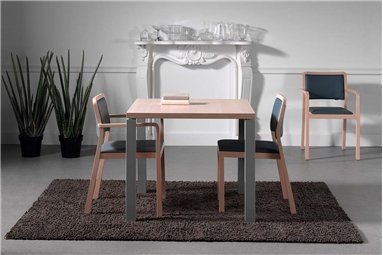 Colección de mesas Sky. Impresión elegante y desprendida 2