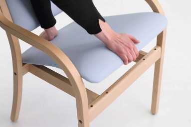 Edera es una colección de asientos robustos y funcionales con un estilo minimalista y alma nórdica. 2