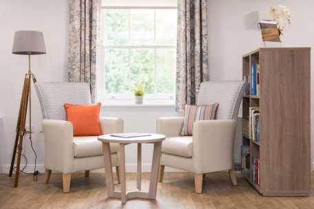 Mesas Harmony para entornos variados | Armisen Care