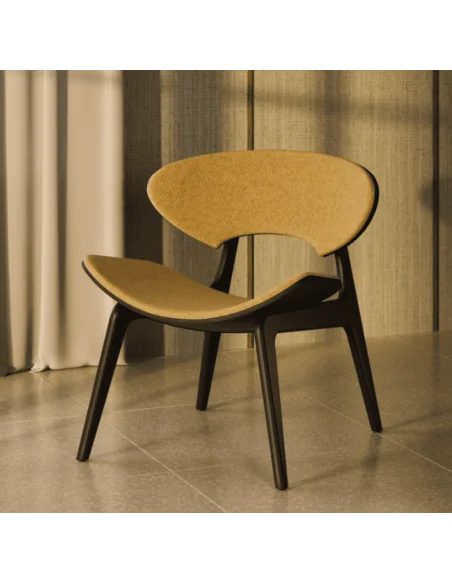 Kanu: butaca lounge de autor en madera o base metálica | Armisen Care
