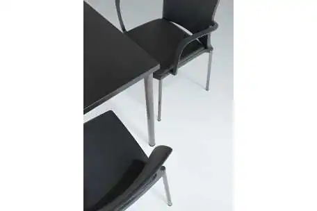 Silla ¡HOLA! compacta y funcional | Armisen Care