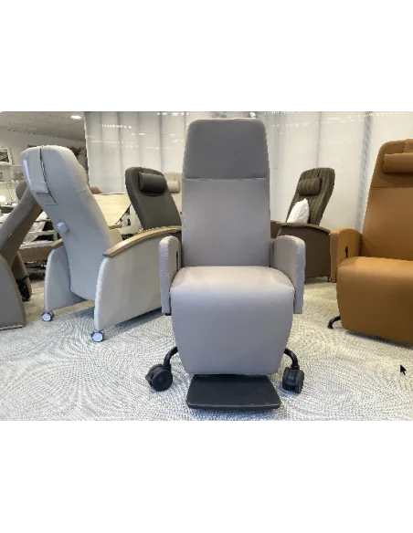 Sillón ZenSo E-lift con ayuda | Armisen Care