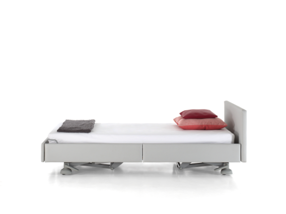 LAGO ASISTENCIA HOGAR CON FUNCIONES HOSPITALARIAS