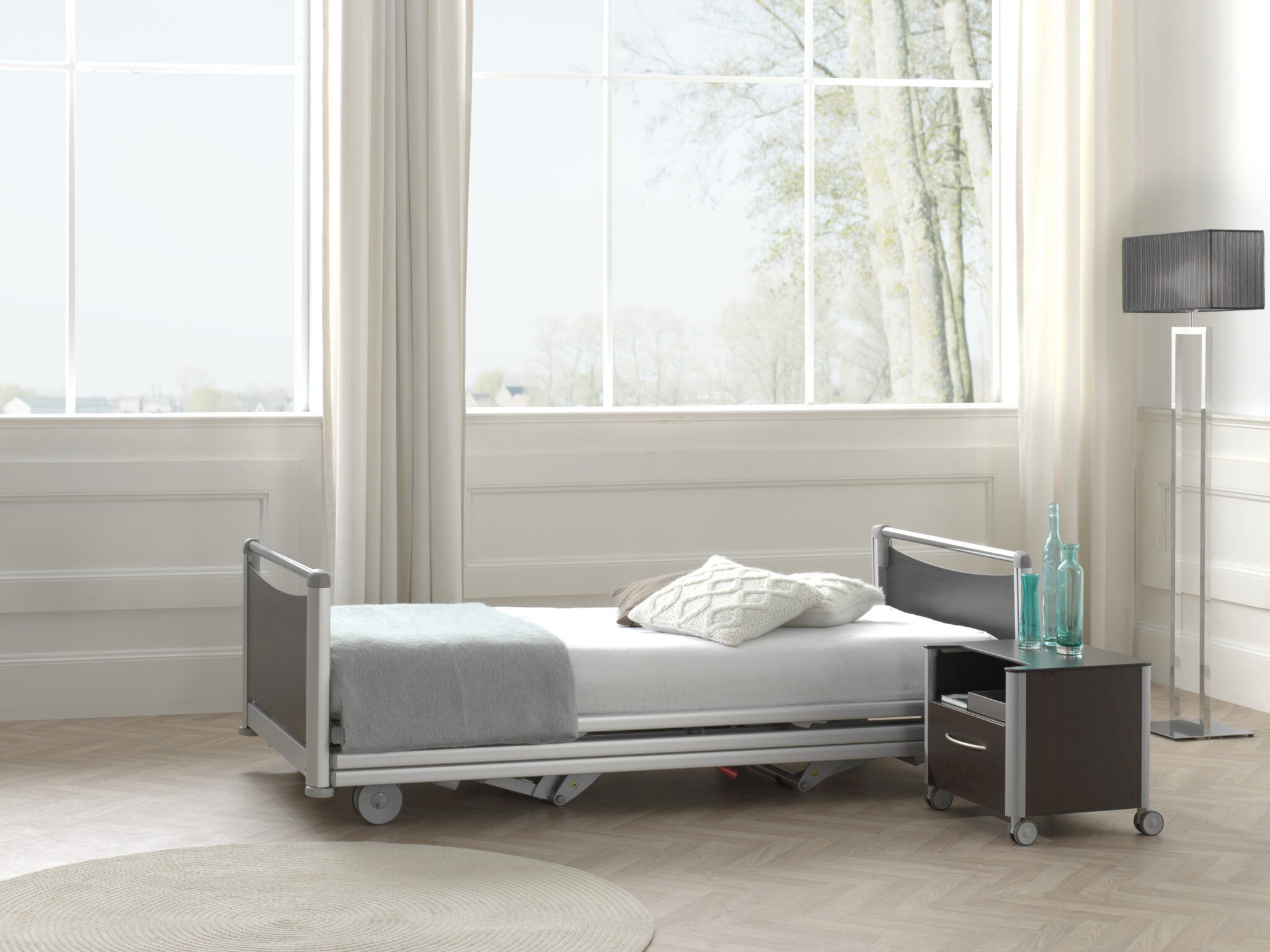 cama al lado de ventanal cama al lado de ventanal